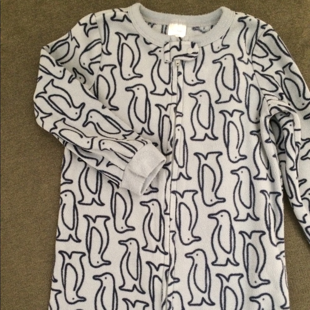 ❤️SOLD❤️Baby Gap Grey Navy-blue Footies 3 years